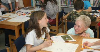 PHOTOS: With an eye on conservation, WBS students prepare signs for south end sanctuary